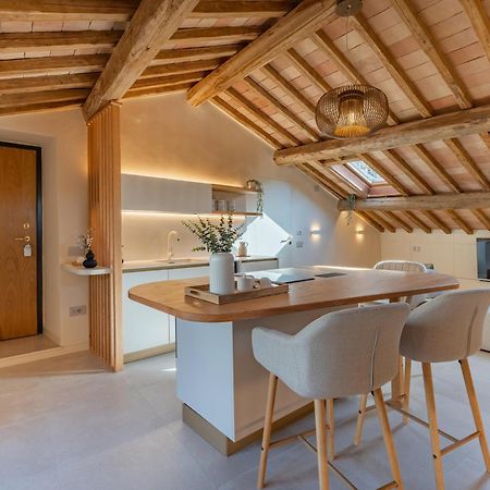 A Casa Di Nadia Apartment สโปเลโต ภายนอก รูปภาพ
